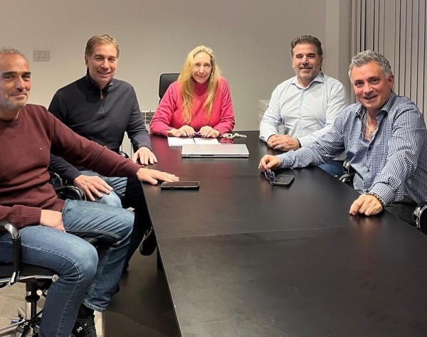 Karina Milei se adueñó de la lapicera en el cierre de listas y limitó al PRO