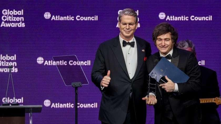 Scott Bessent anunció el acuerdo con Estados Unidos por el swap de 20 mil millones de dólares