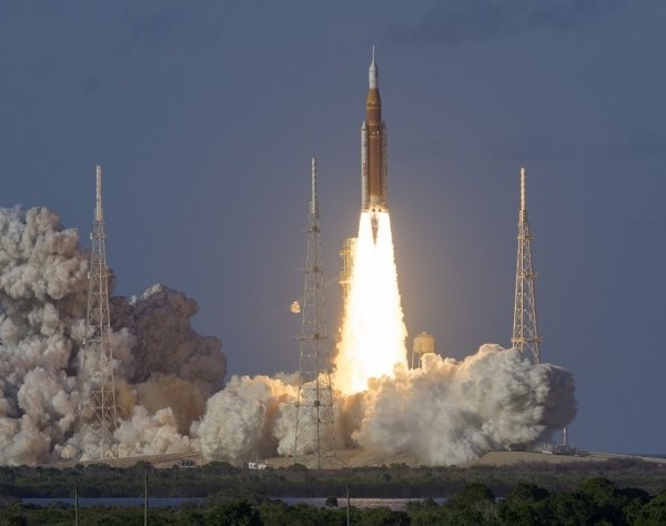 Florida: Artemis II inició su viaje, en la primera misión lunar de la NASA en décadas